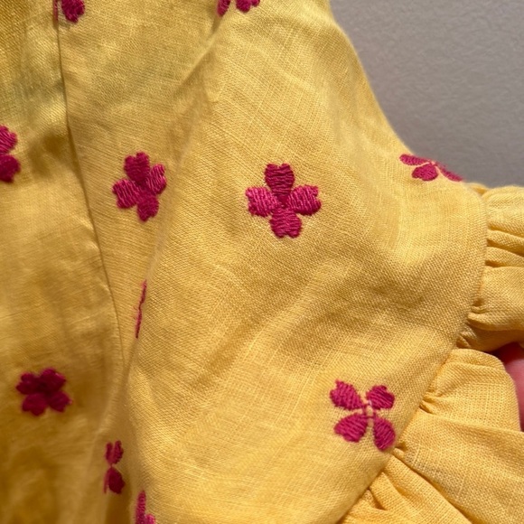 Mochi art of embroidery Yellow Floral Wrap dress 💯 Linen Large - Picture 4 of 7